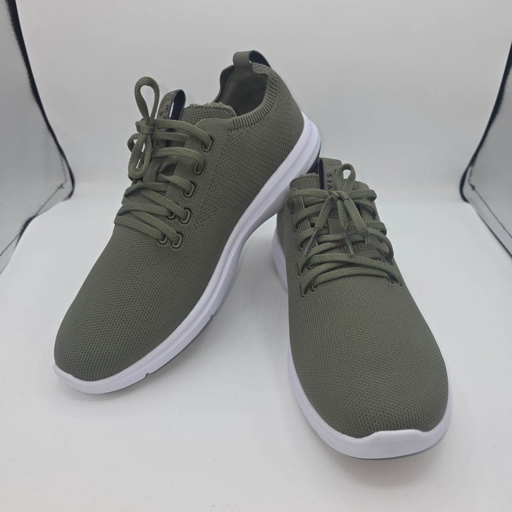NWOB TravisMathew The Daily Lite Golf Shoes Olive Green Spikeless Knit Men's 8.5